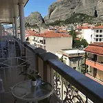 Kosta Famissi 4*