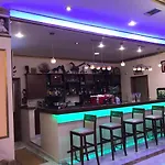 Kosta Famissi Hotel