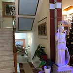 Kosta Famissi