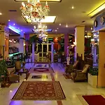 Hotel Kosta Famissi 4*