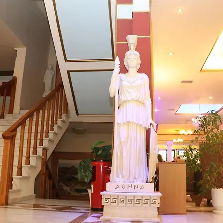 Hotel Kosta Famissi 4*