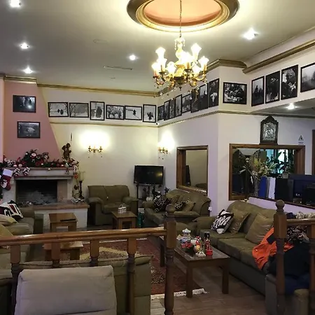 Hotel Kosta Famissi 4*