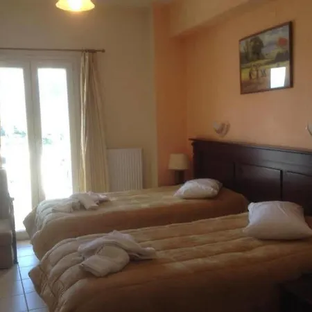 Kosta Famissi Hotel 4*