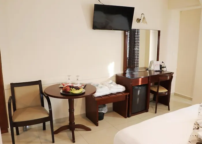 코스타 파미시 4* 칼람파카